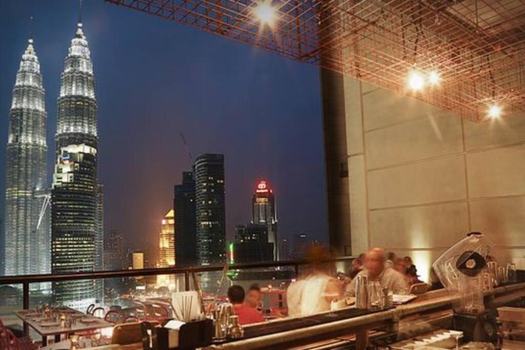 Binjai8 Klcc @ By Shahjalal Suites Kuala Lumpur Exterior photo