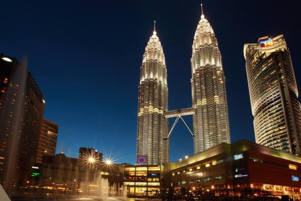 Binjai8 Klcc @ By Shahjalal Suites Kuala Lumpur Exterior photo
